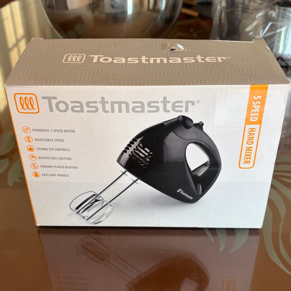 Toastmaster 5 Speed Electric Hand Mixer